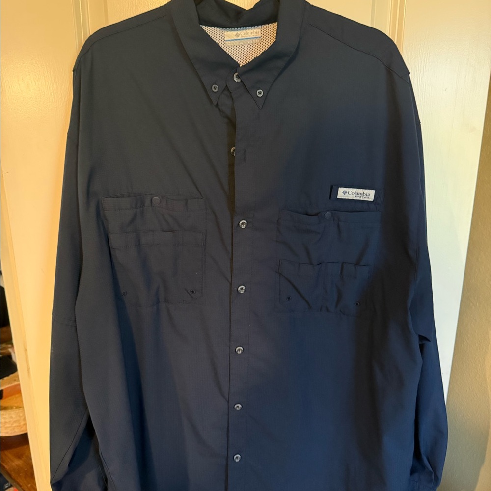 Columbia Dark Blue Casual Shirt